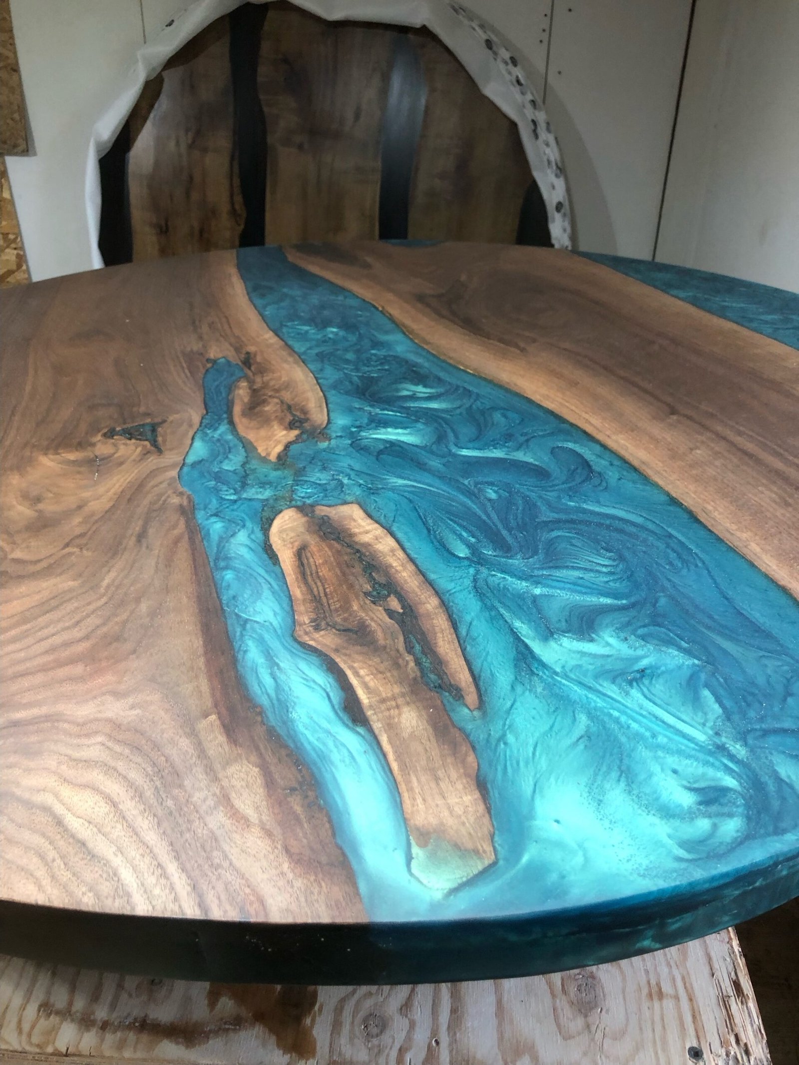 52-inch-round-walnut-epoxy-dining-table-top-view 52 inch round walnut epoxy dining table top view